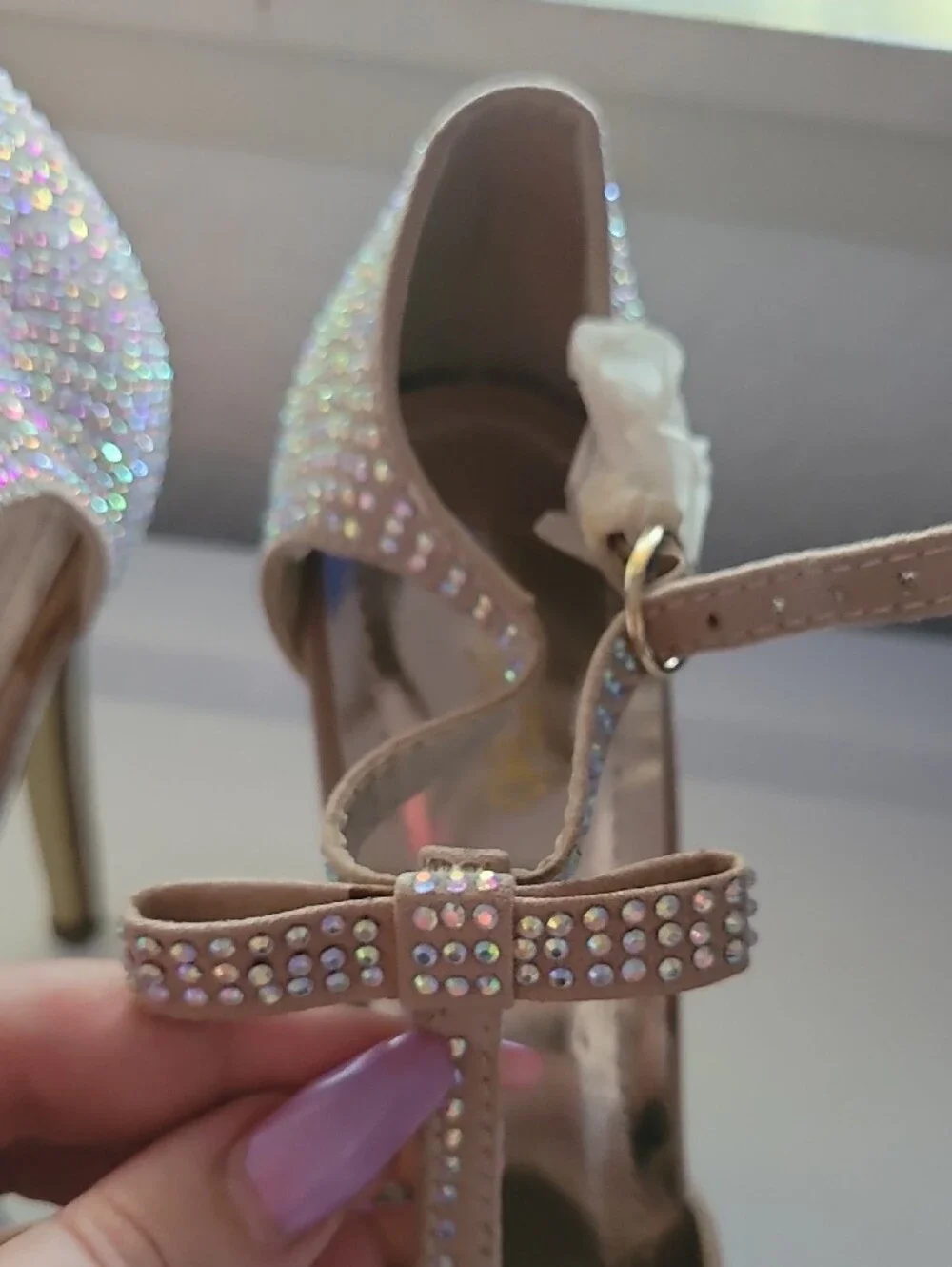Crystal-Embellished Pointed T-Strap Heels in Nude Size 8.5 Eu39 New